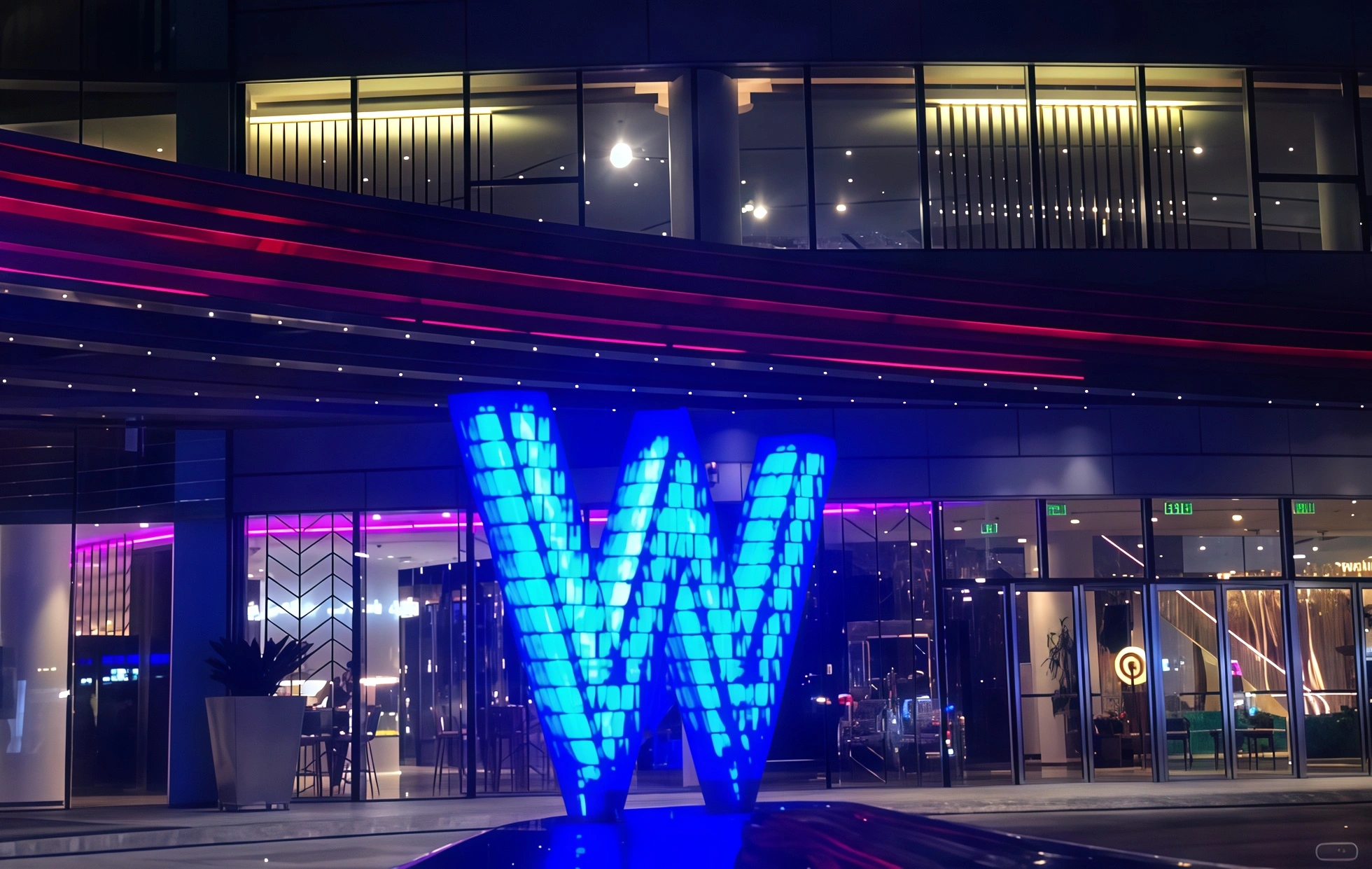 W Shanghai Bund